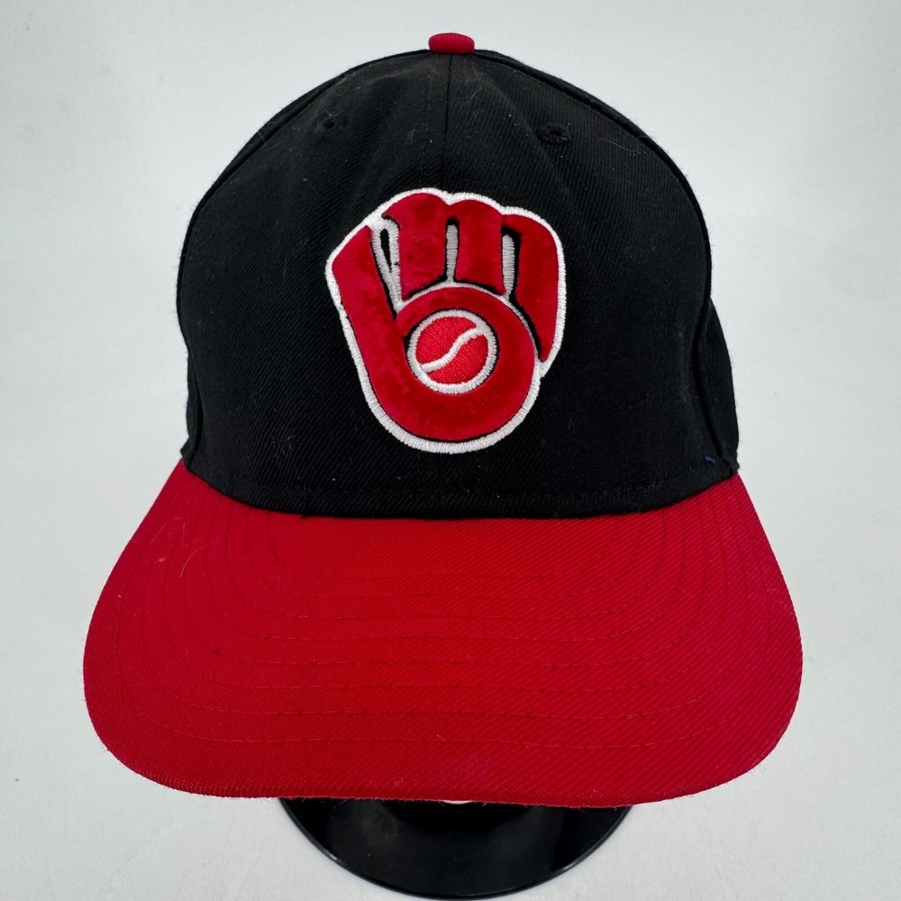 Milwaukee Brewers Baseball 59FIFTY New Era Black Embroidered Fitted Hat 7 1/2